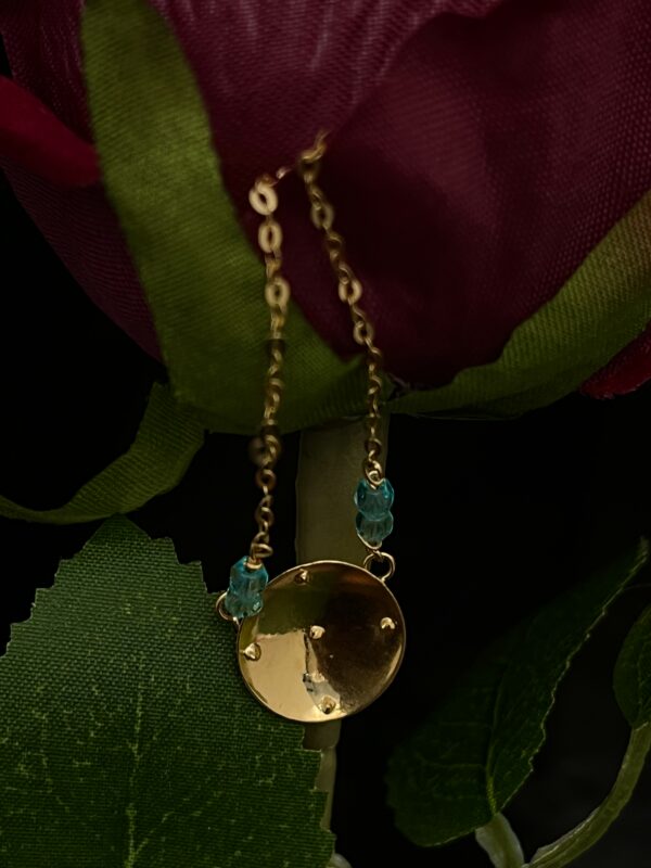 Collier Pendentif Batté – Grenats Bleus – Image 2