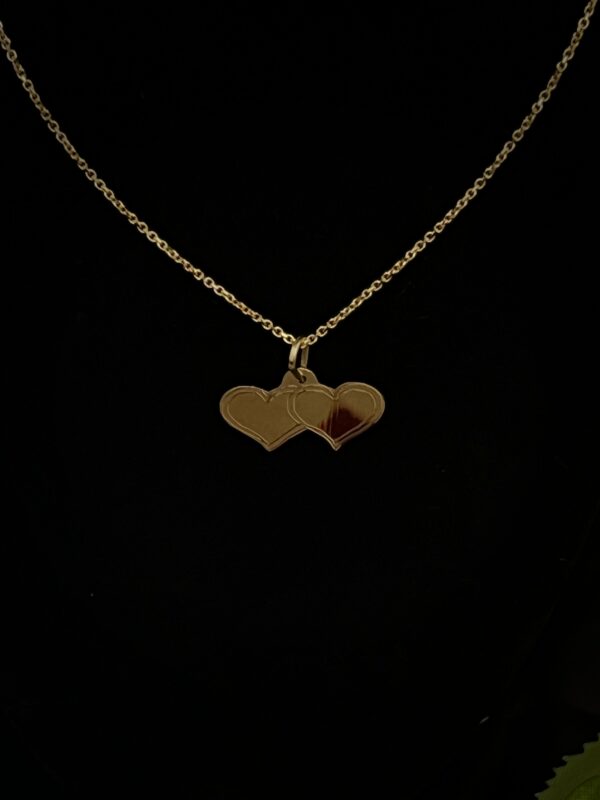 Collier avec Pendentif Double Cœur – Image 3