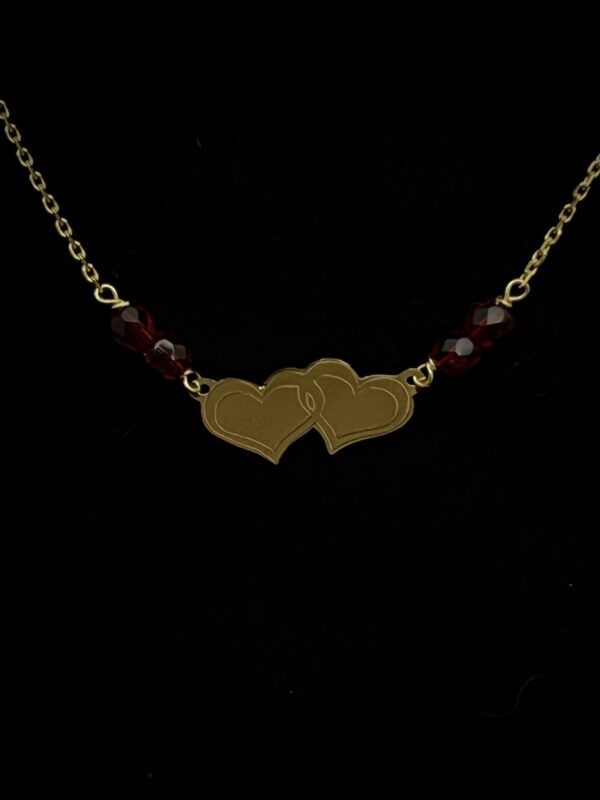 Collier Double Cœur – Grenats Rouges – Image 3