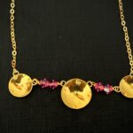 Collier 3 Battées – Grenats Roses